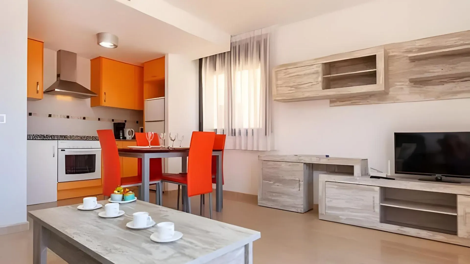 Apartamento Tropikana I Miami Playa 0*,  Spain