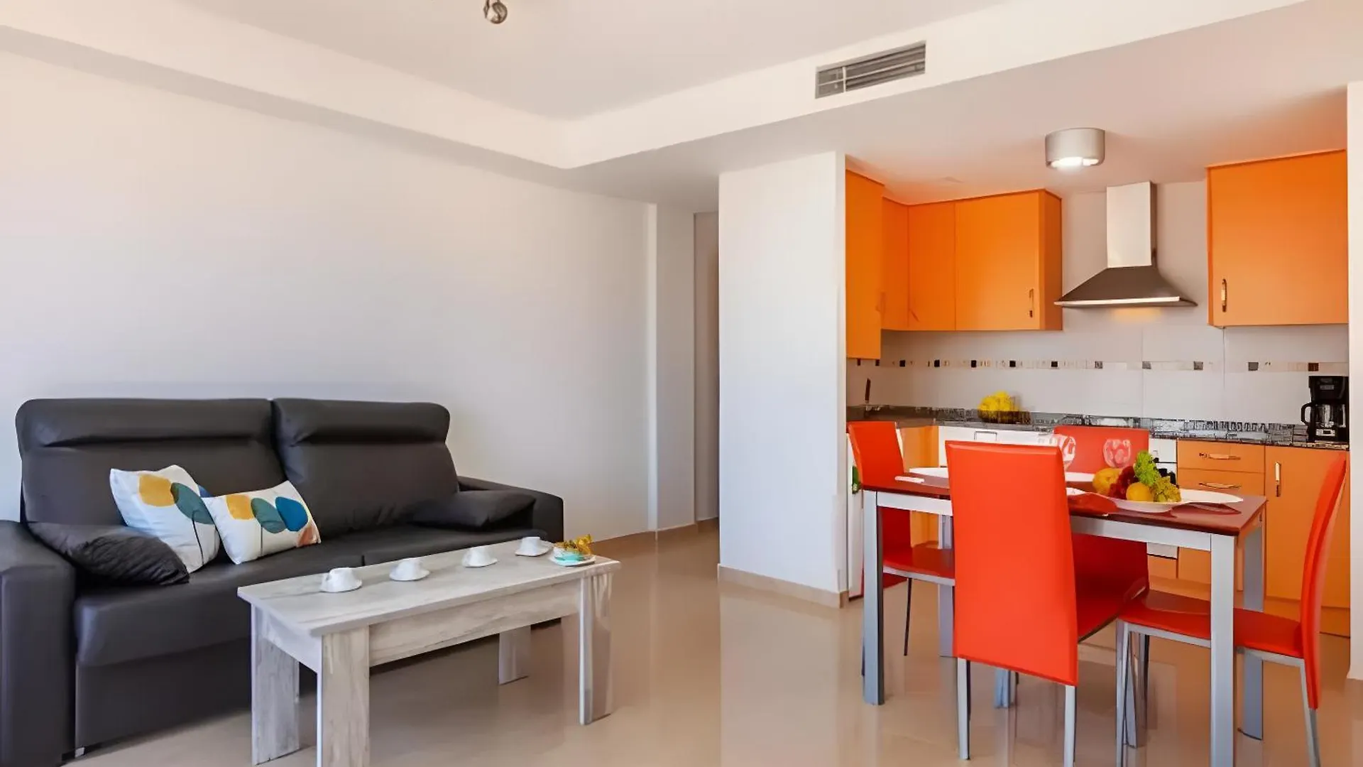 Apartamento Tropikana I Miami Playa 0*,  Spain